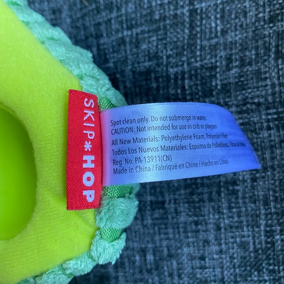 Adorable Avacado Car Seat Toy - Picture 7 of 9